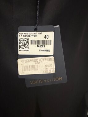 Louis Vuitton Black High-Waisted Cargo Leggings